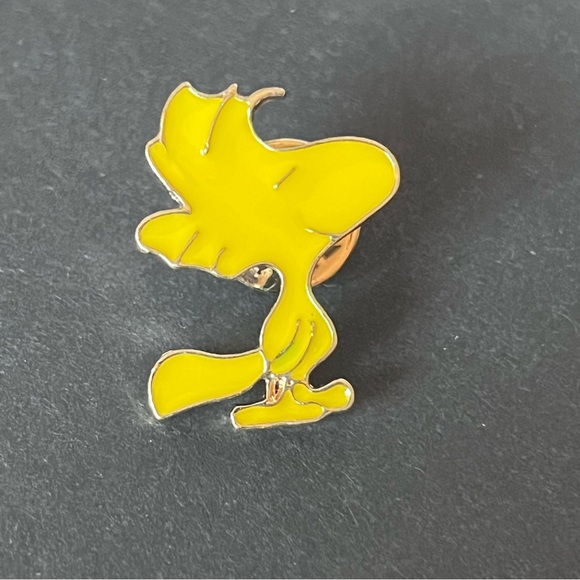 Peanuts Woodstock Pin Brooch - Picture 2 of 5